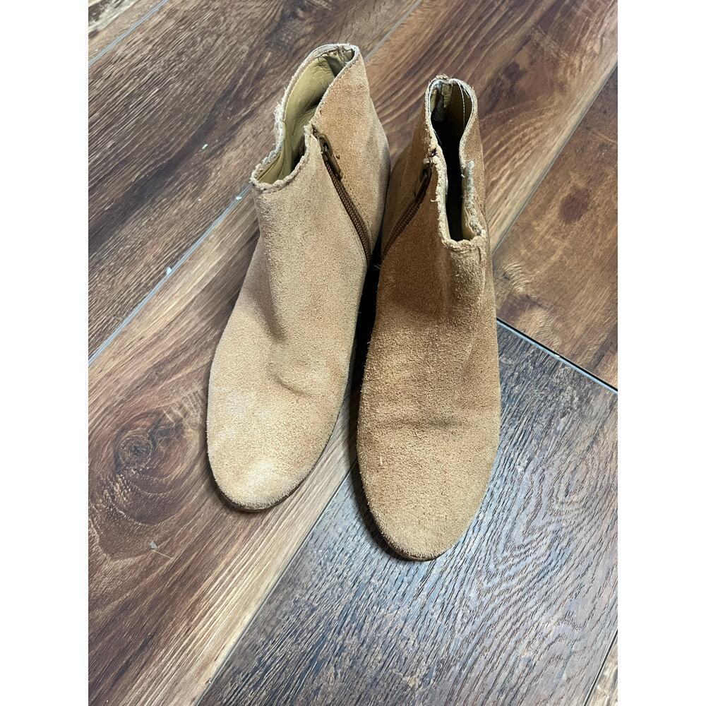 Jack Rogers Tan Beige Brown Suede Ankle Booties Sz 7 - Picture 2 of 11
